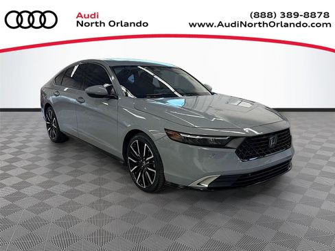 Used 2024 Honda Accord Touring image 1