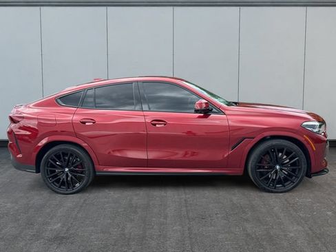 Used 2022 BMW X6 xDrive40i w/ M Sport Package AWD/4WD image 6