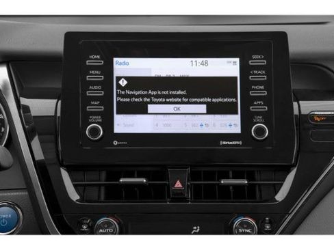 Used 2022 Toyota Camry XLE w/ Navigation Upgrade Package FWD image 16