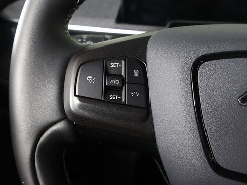 Used 2025 Ford Mustang Mach-E GT AWD/4WD image 39