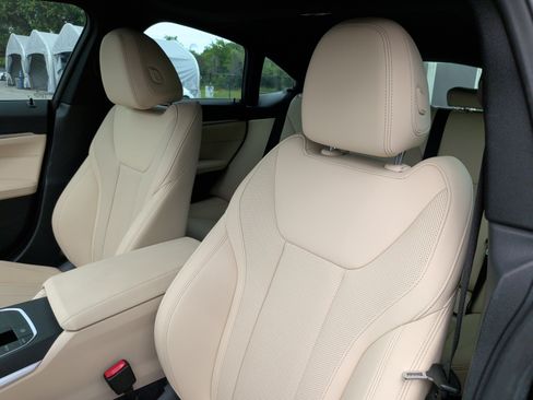 Used 2023 BMW i4 eDrive35 w/ Premium Package RWD image 26