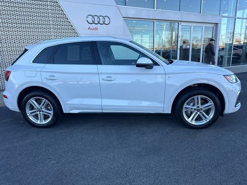 Used 2024 Audi Q5 e Premium image 9