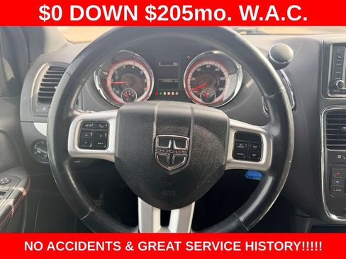 Used 2018 Dodge Grand Caravan GT image 19
