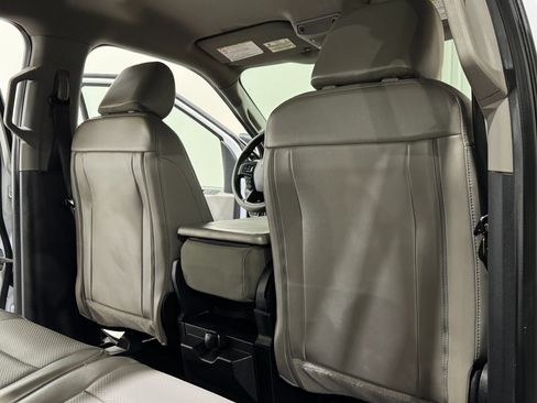 Used 2020 Ford F250 XL w/ Power Equipment Group image 16