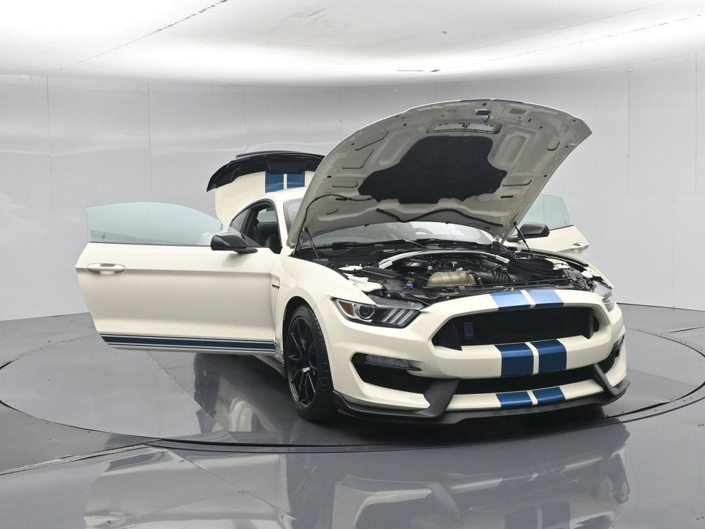 Certified 2020 Ford Mustang Shelby GT350 w/ Technology Package RWD image 30