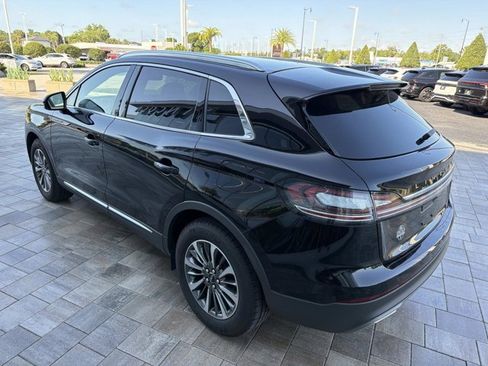 Certified 2022 Lincoln Nautilus FWD w/ Premium Package image 4
