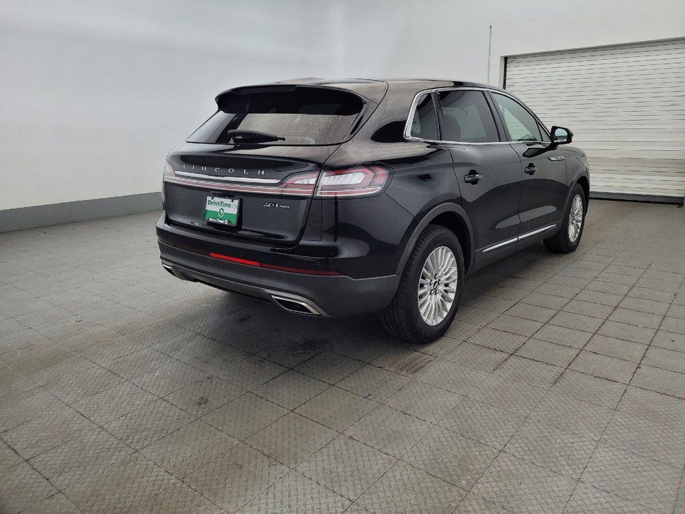 Used 2019 Lincoln Nautilus Premier AWD/4WD image 9