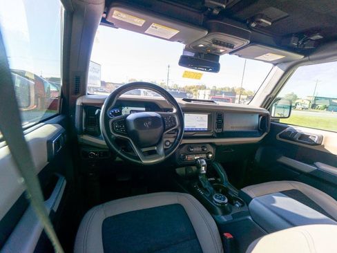 Used 2023 Ford Bronco Wildtrak AWD/4WD image 15