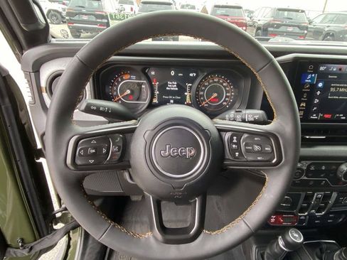 Used 2024 Jeep Wrangler Willys image 23