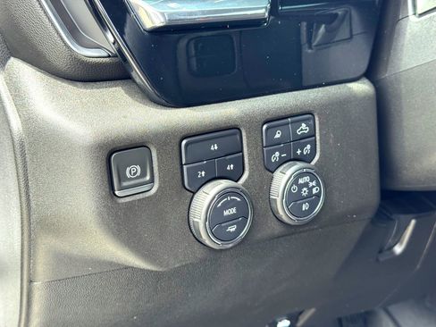 Used 2024 Chevrolet Silverado 2500 LT w/ Texas Edition AWD/4WD image 14