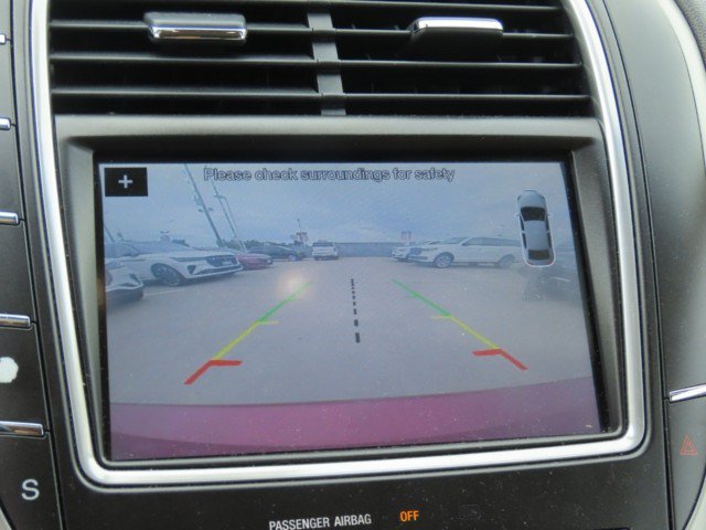 Used 2016 Lincoln MKX Reserve w/ Driver Assistance Package FWD image 29