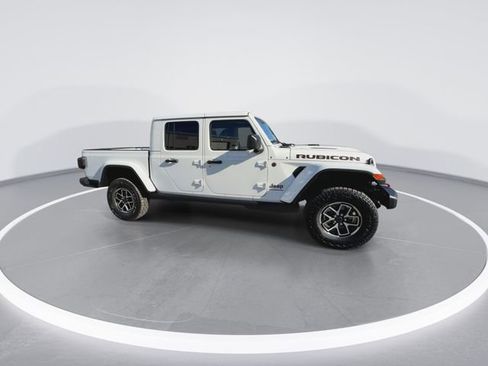 New 2026 Jeep Gladiator Rubicon w/ Steel Power Dome Hood Package AWD/4WD image 2