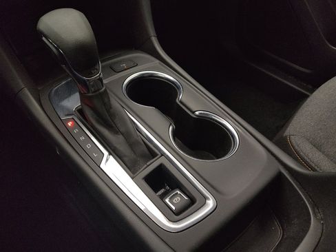 Used 2023 Chevrolet Equinox LT image 26