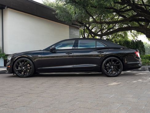 Certified 2025 Bentley Flying Spur Plug-In Hybrid AWD/4WD image 17