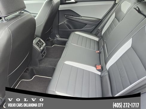 Used 2023 Volkswagen Taos SEL AWD/4WD image 24