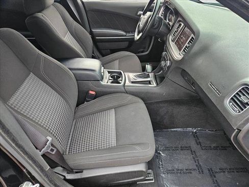 Used 2023 Dodge Charger SXT image 18