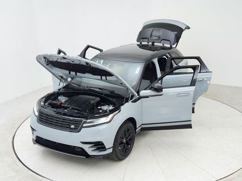 New 2026 Land Rover Range Rover Velar Dynamic SE image 15