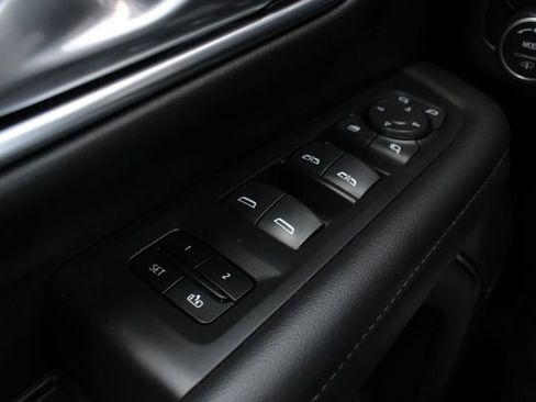 Used 2022 Chevrolet Tahoe Z71 w/ Off-Road Capability Package AWD/4WD image 7