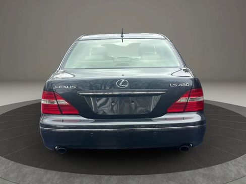 Used 2004 Lexus LS 430 RWD image 6