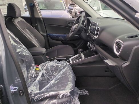 New 2026 Hyundai Venue SEL image 25