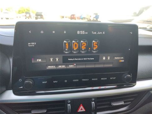 Used 2022 Kia Forte GT w/ GT2 Package image 11