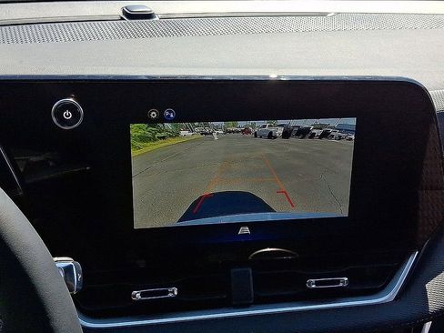 New 2026 Chevrolet Equinox LT FWD image 12