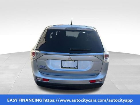 Used 2014 Mitsubishi Outlander ES FWD image 5