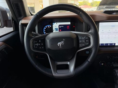 Used 2024 Ford Bronco Outer Banks AWD/4WD image 16