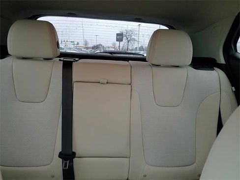 Used 2022 Buick Encore GX Select image 21