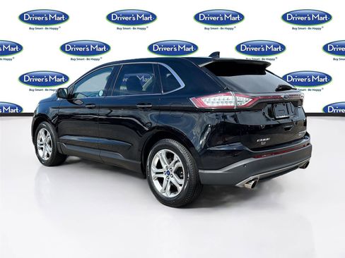 Used 2018 Ford Edge Titanium AWD/4WD image 5