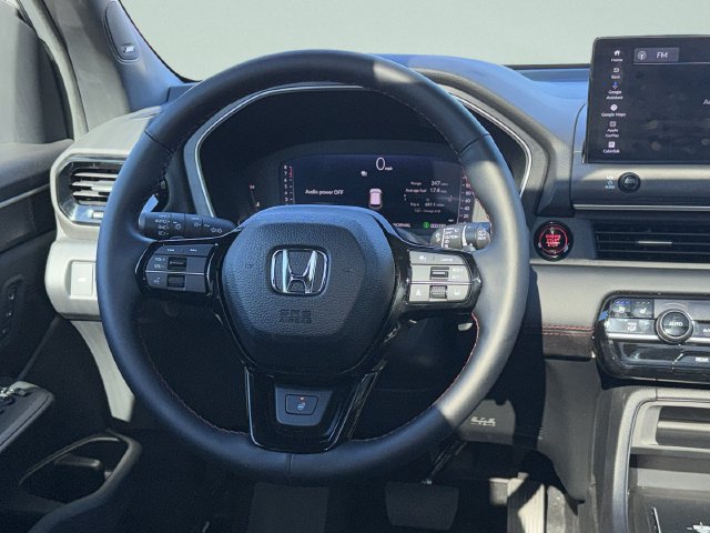 Certified 2026 Honda Pilot Black Edition image 31