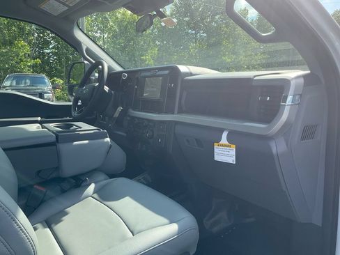 New 2026 Ford F450 XL w/ XL Driver Assist Package AWD/4WD image 11