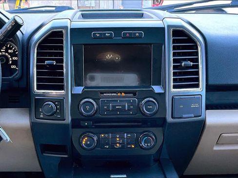 Used 2016 Ford F150 XLT w/ Equipment Group 302A Luxury image 6