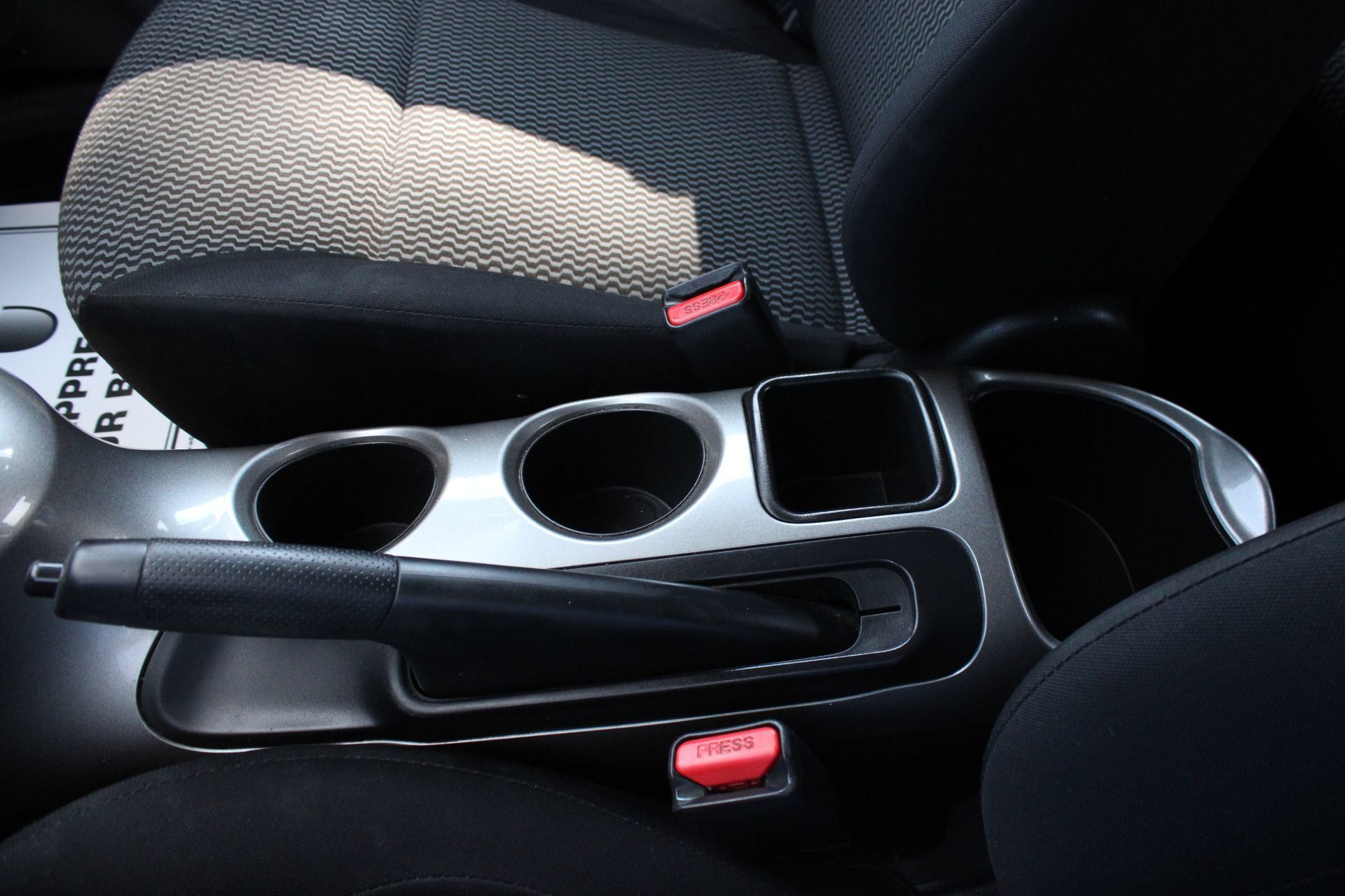 Used 2015 Nissan Juke S AWD/4WD image 39