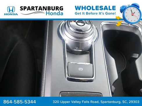 Used 2019 Ford Fusion SE image 12