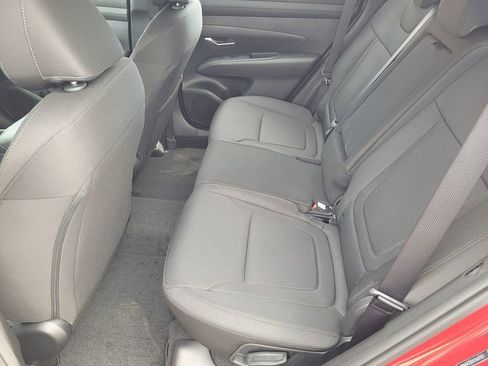 New 2026 Hyundai Tucson SE image 9
