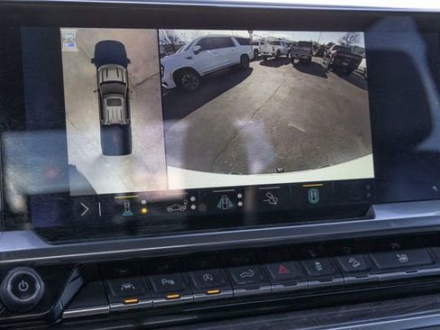 Used 2023 Chevrolet Silverado 1500 LTZ w/ LTZ Premium Package AWD/4WD image 9