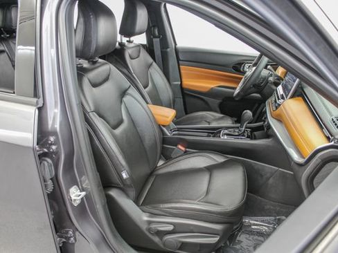 Used 2024 Jeep Compass Limited AWD/4WD image 21