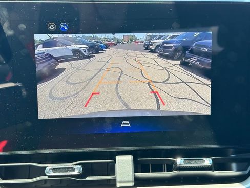Certified 2026 Chevrolet Equinox LT w/ Convenience Package II AWD/4WD image 30