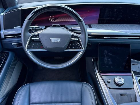 Used 2025 Cadillac Escalade IQ Sport 2 image 15