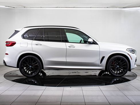 Used 2023 BMW X5 xDrive40i w/ M Sport Package image 6