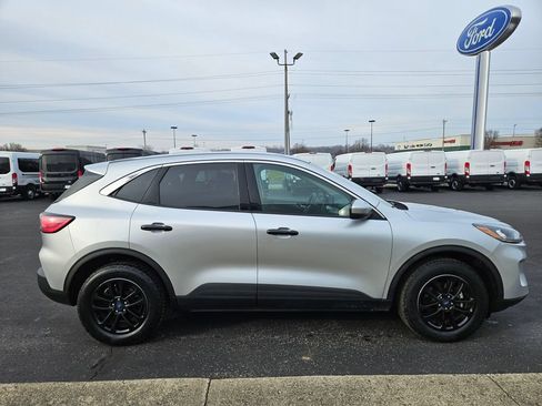 Used 2020 Ford Escape SE AWD/4WD image 6