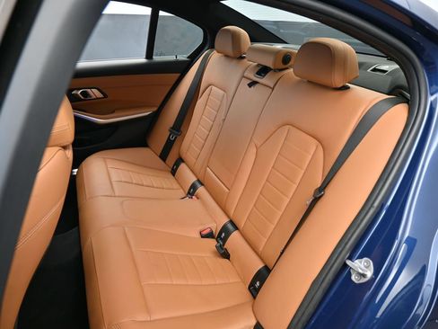 Used 2021 BMW 330i Sedan w/ Premium Package image 39