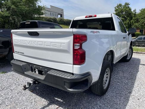 Used 2025 Chevrolet Silverado 1500 W/T w/ WT Value Package image 10