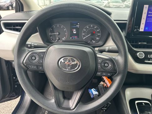 Used 2024 Toyota Corolla LE image 18