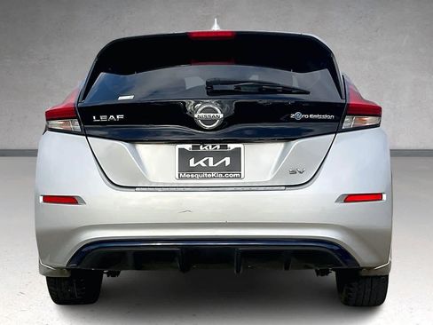 Used 2018 Nissan Leaf SV w/ SV Technology Package image 5