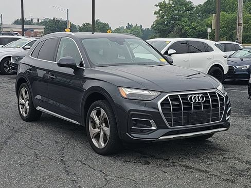 Used 2021 Audi Q5 Prestige w/ Prestige Package AWD/4WD image 1