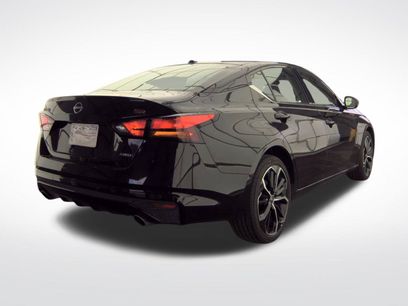 Used 2025 Nissan Altima 2.5 SR