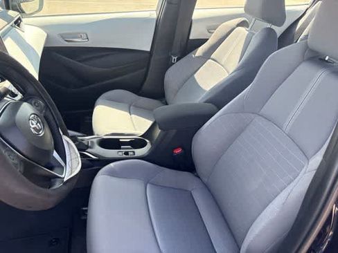 Used 2026 Toyota Corolla SE FWD image 11
