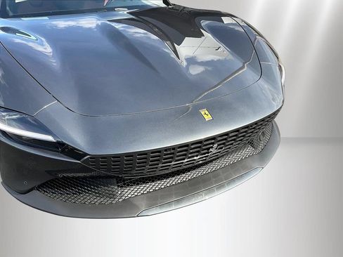 Used 2024 Ferrari Roma RWD image 30